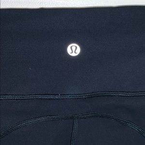 lululemon leggings size 4 great condition!